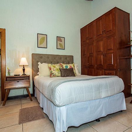 Acanthus Boutique Hotel Кесальтенанго Экстерьер фото
